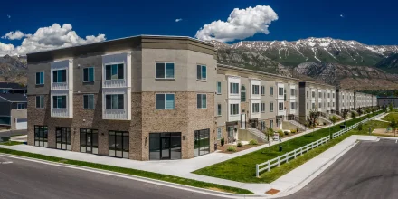 easton-park-12-plex-american-fork-ut-primary-photo_6_11zon