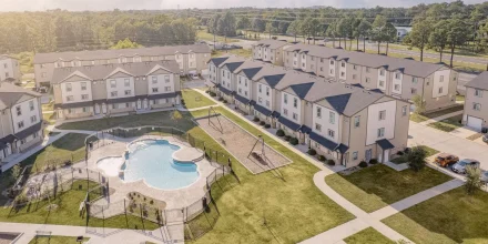 starwood-farms-townhomes-cypress-tx-primary-photo_13_11zon